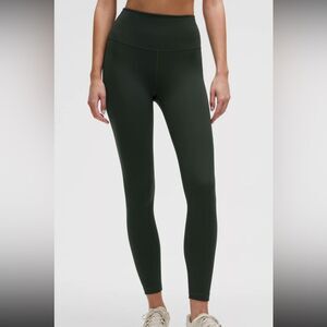 Lululemon dark green smooth leggings in size‎ 10 23” inseam